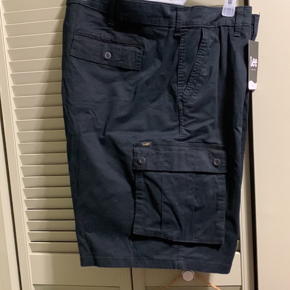 Lee Men’s Cargo Shorts. NWT - Picture 3 of 6